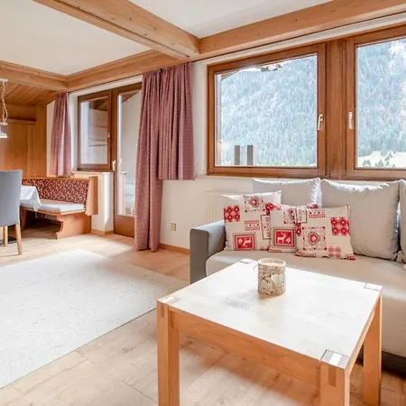 Alphof Ferienwohnung 9 *